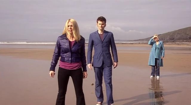 4x13-Journey-s-End-Screencaps-Doctor-Rose-badwolf-tenth-rose-3543803-640-352